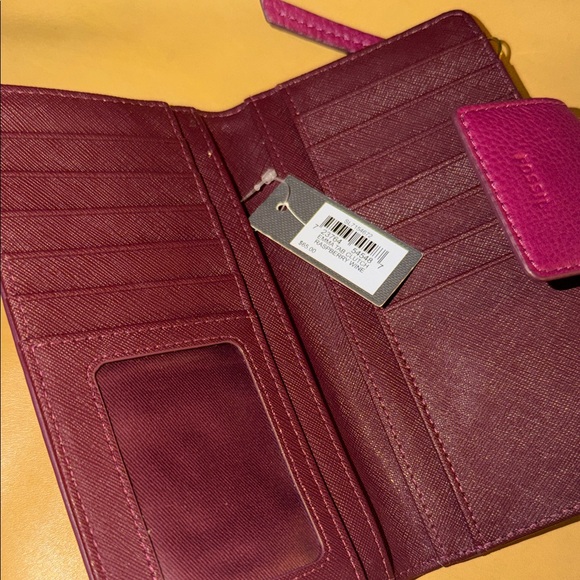 Fossil Raspberry Leather Wallet NWT - Picture 2 of 7
